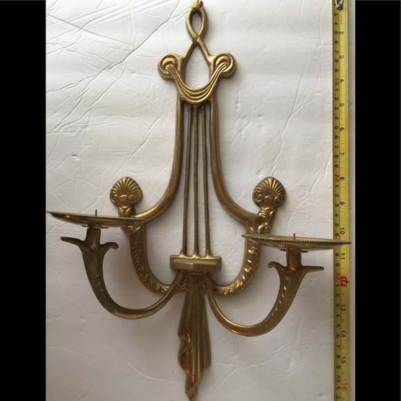 ELEGANT ANTIQUE BRASS WALL CANDLE HOLDERS HEAVY 16.5” - Picture 2 of 3